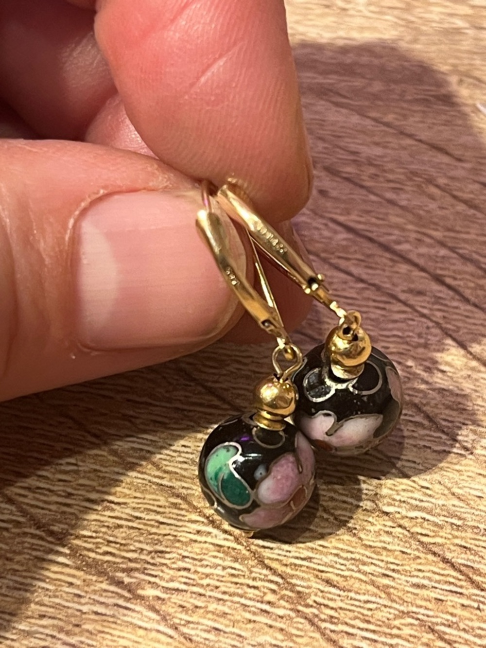 14k Gold Leverback Cloisonné Floral Drop Earrings in Black - Picture 2 of 2